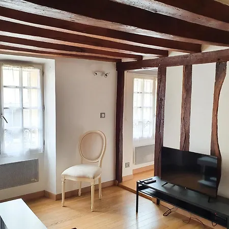 Apartment Exigehome-studio Cosy A 2 Pas Du Chateau De