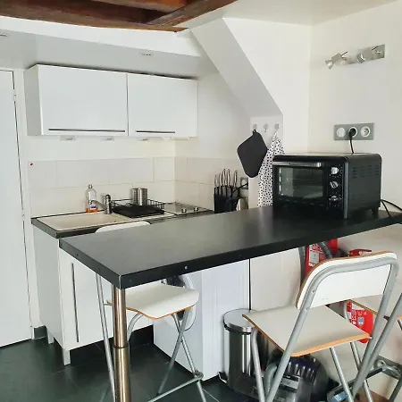 Exigehome-studio Cosy A 2 Pas Du Chateau De * ベルサイユ